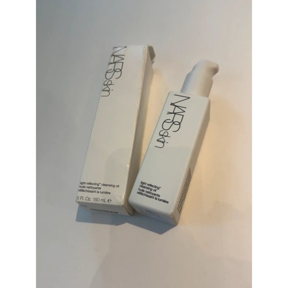 NARS Skin Light Reflecting Cleansing Oil New unused